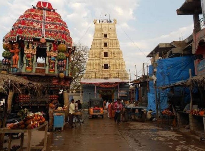 Devuni Kadapa Sri Venkateswara Temple, Kadapa, Andhra Pradesh - Vushii.com Devuni Kadapa Sri Venkateswara Temple, Kadapa, Andhra Pradesh - Vushii.com